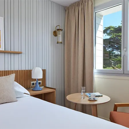 Castel Clara Thalasso & 4*